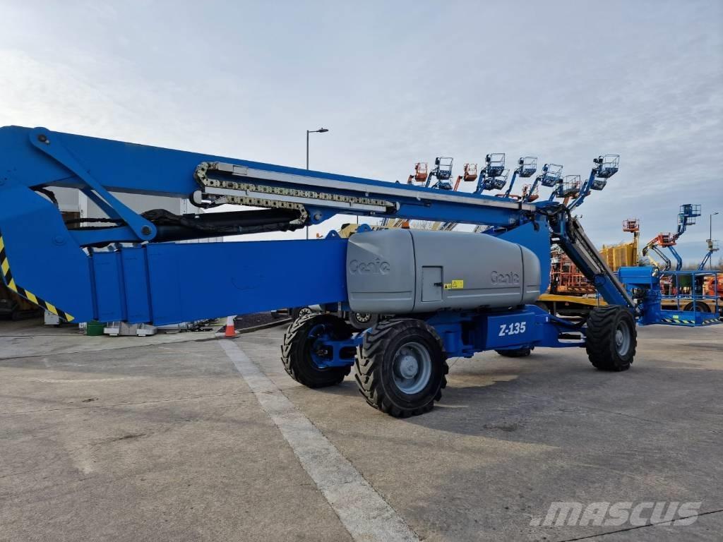 Genie Z 135/70 Bomliftar