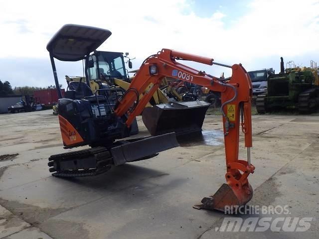 Hitachi ZX 17 U-2 Minigrävare < 7t
