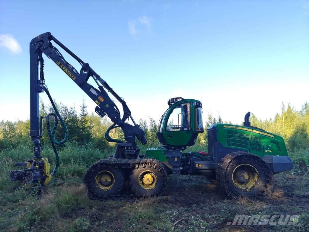 John Deere 1270 G Skördare