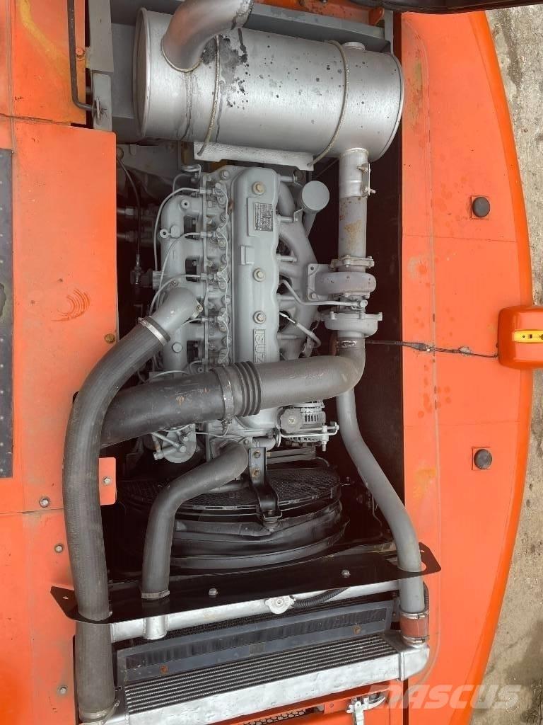 Hitachi ZX 200 Bandgrävare