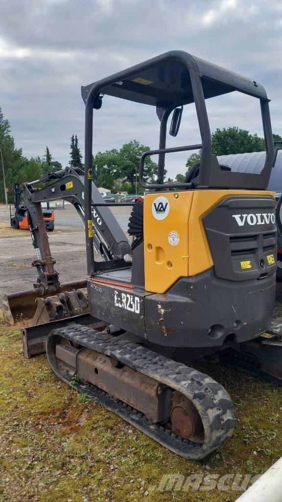 Volvo ECR 25 D Minigrävare < 7t
