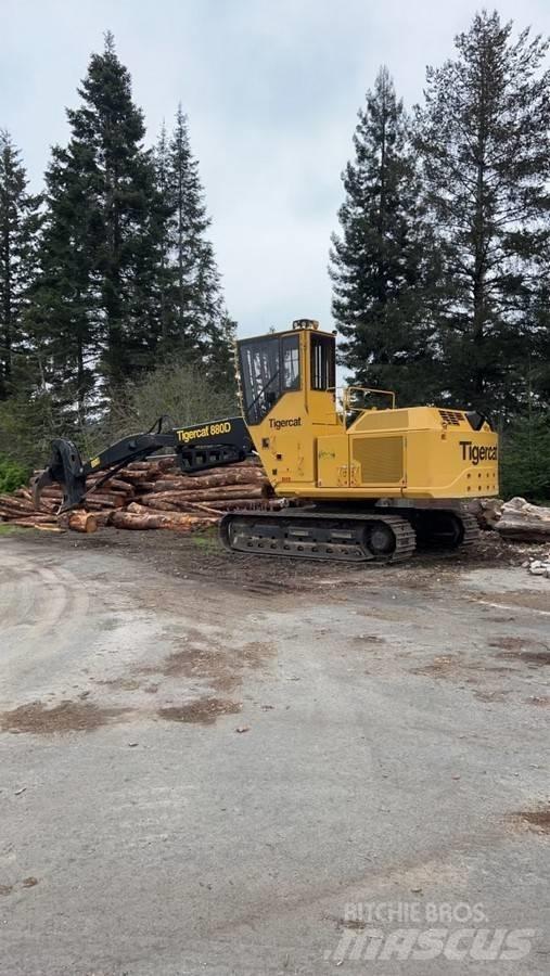 Tigercat 880D Terminal Lastare