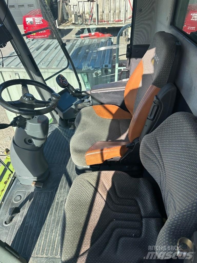 CLAAS Lexion 560 Skördetröskor