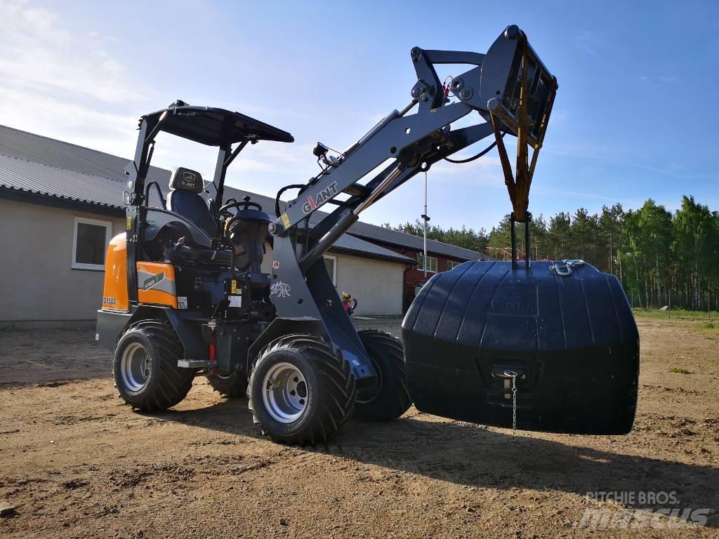 GiANT 1500 Kompaktlastare