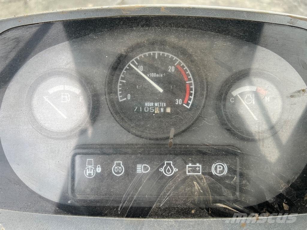 Hitachi EG 40 R Banddumprar