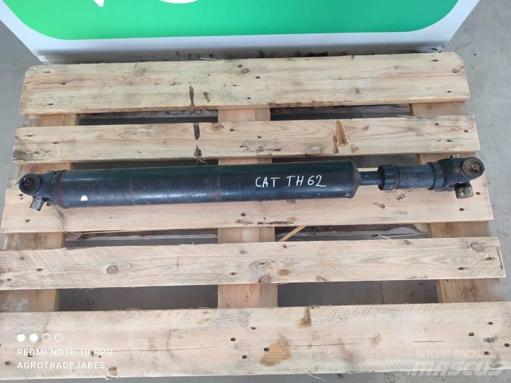 CAT TH63 drive shaft Hjulaxlar