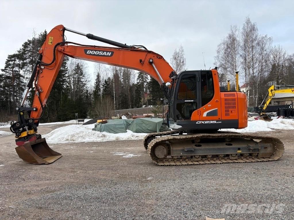 Doosan DX 235 LCR-5 Bandgrävare