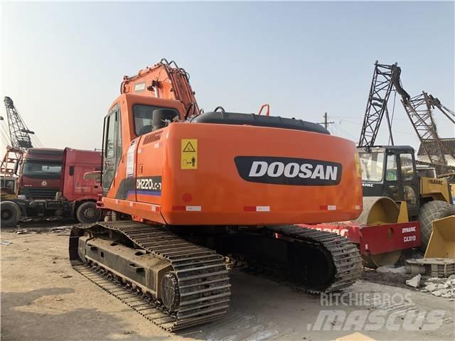 Doosan DH 220 LC-7 Bandgrävare