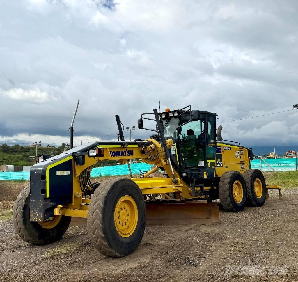 Komatsu GD555-5 Väghyvlar