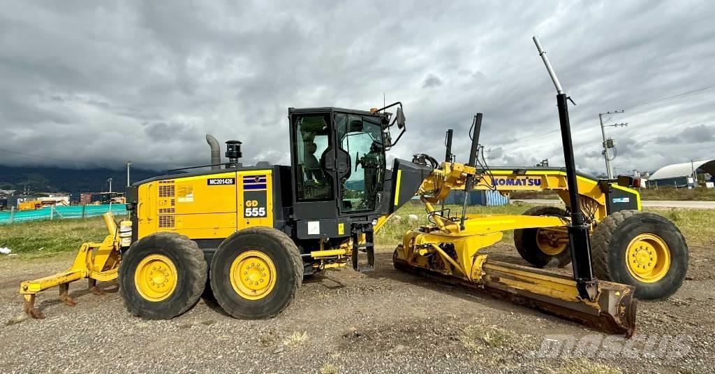 Komatsu GD555-5 Väghyvlar