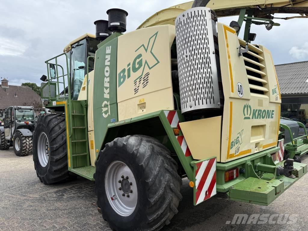 Krone Big X V8 Självgående fälthackar