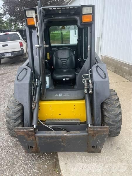 New Holland L 170 Kompaktlastare