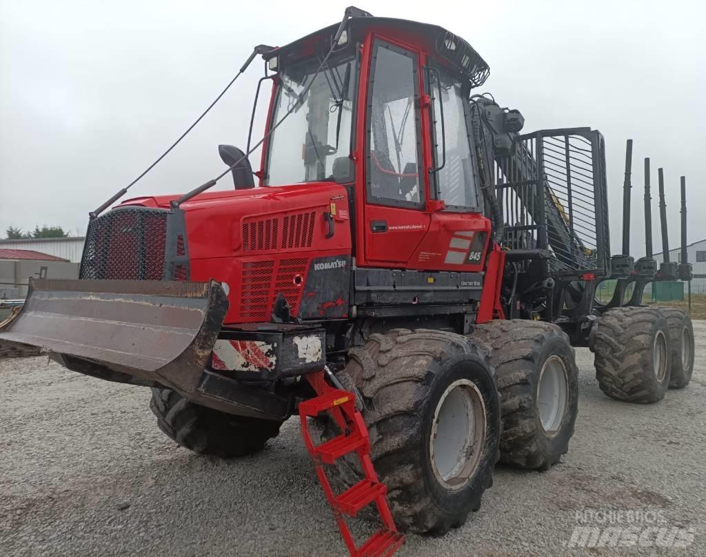 Komatsu 845 Skotare
