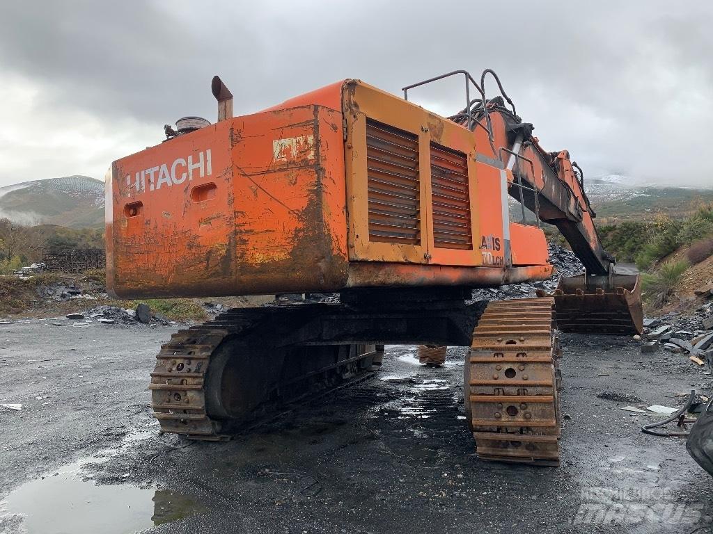 Hitachi 670 LCH-3 Bandgrävare