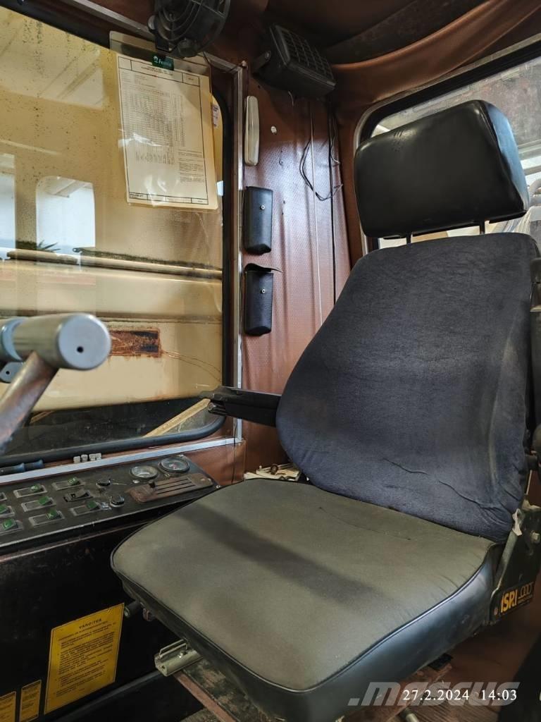 Lokomo A 353 NR Allterrängkranar