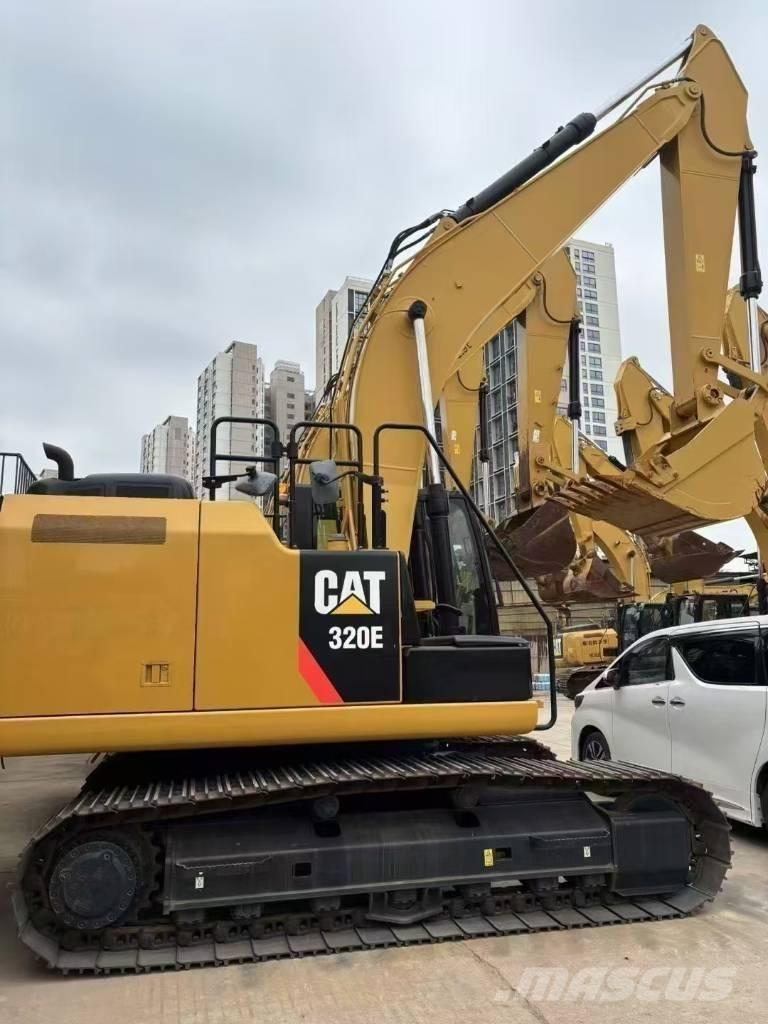 CAT 320 E Bandgrävare