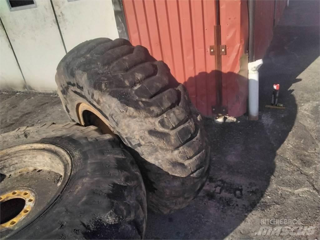 Nokian Els 17,5x25 Däck, hjul och fälgar