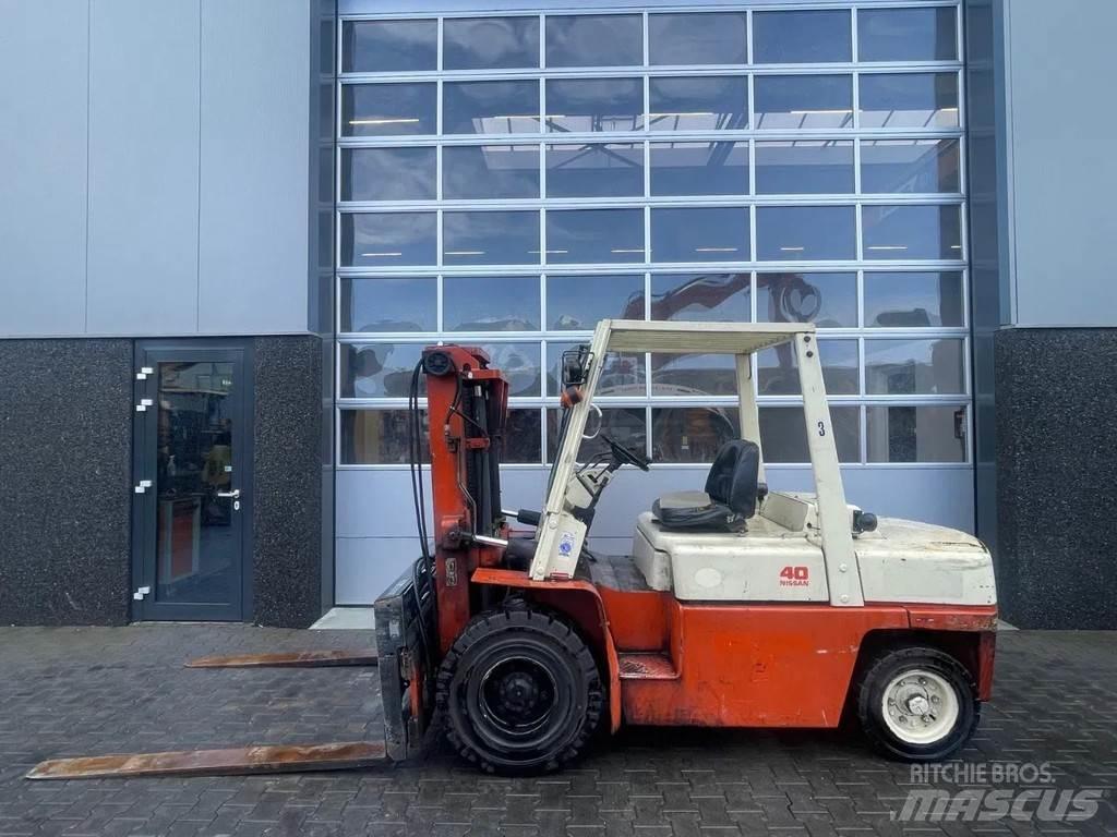 Nissan 40 Övriga motviktstruckar