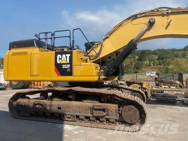 CAT 352 F Bandgrävare
