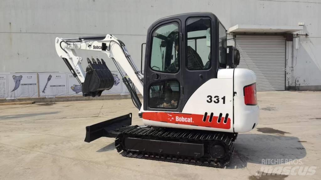 Bobcat 331 Minigrävare < 7t