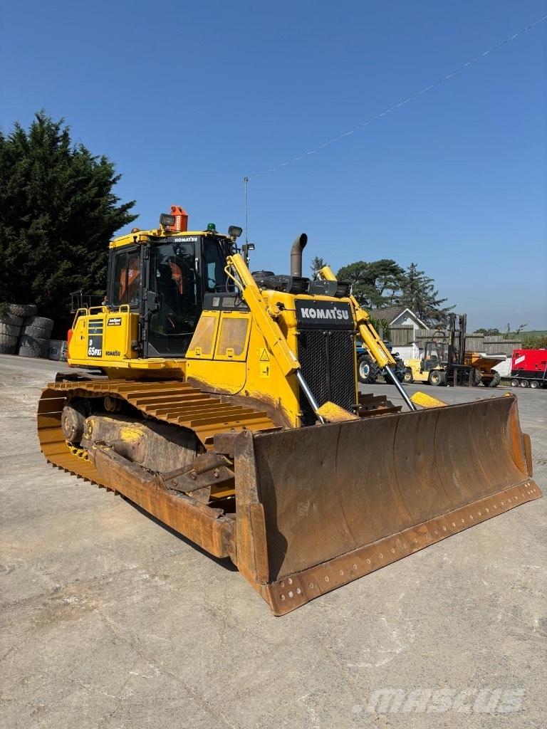 Komatsu D 65 PXi-18 Bandschaktare