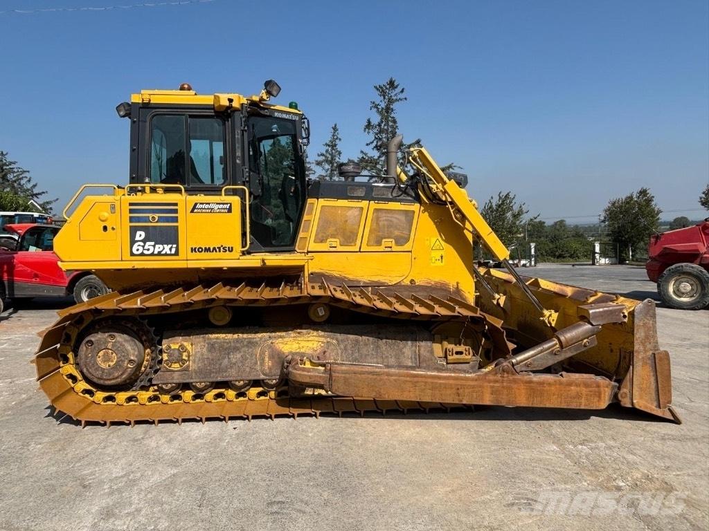 Komatsu D 65 PXi-18 Bandschaktare