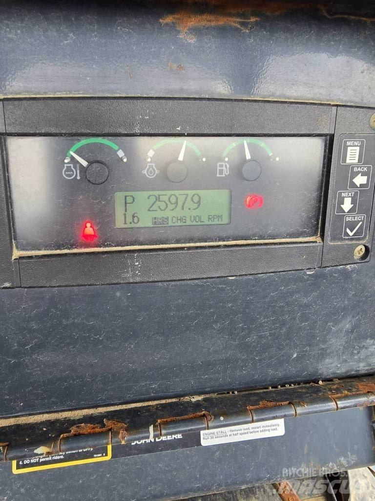 DEERE 450J LGP Bandschaktare