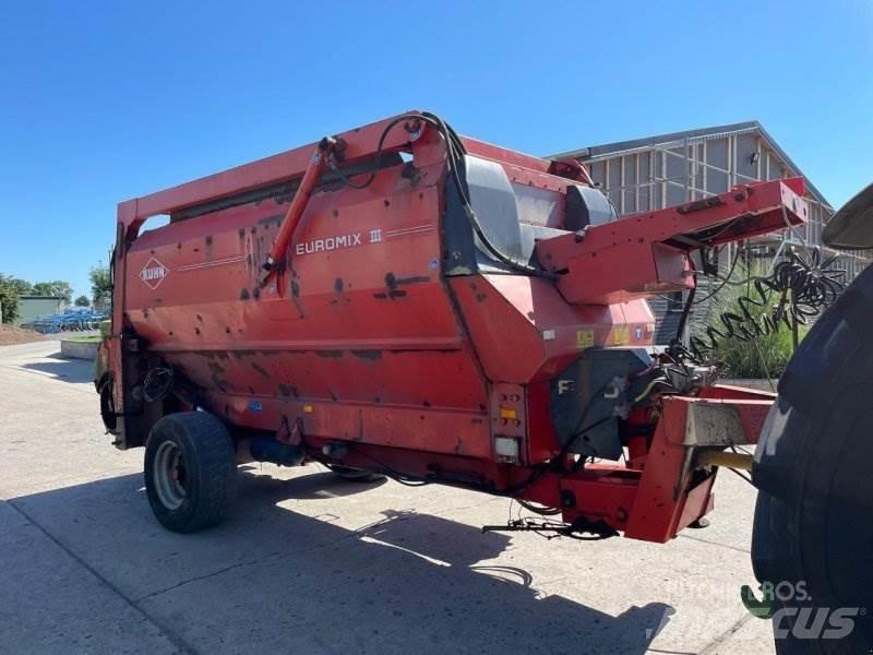 Kuhn Euromix B Fullfodervagnar