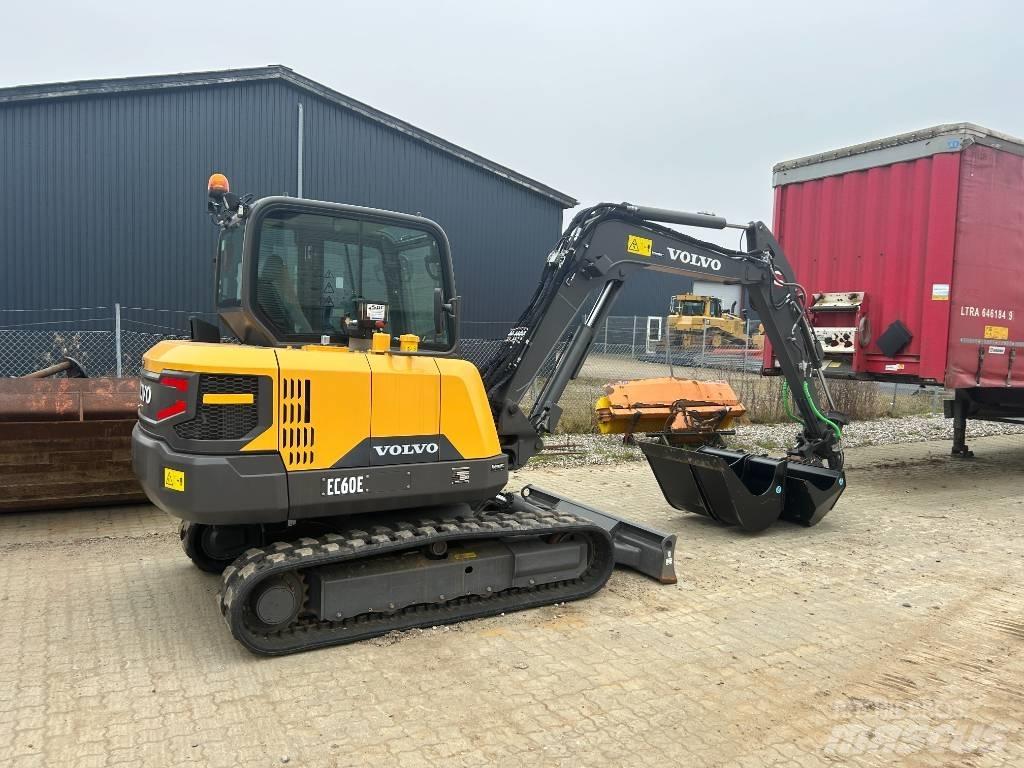Volvo EC 60 E Bandgrävare