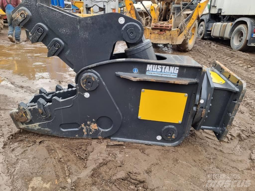 Mustang RH 16 Krossar för Entreprenad