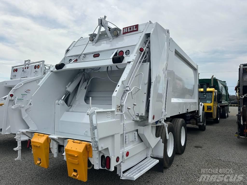 Freightliner M2 Sopbilar