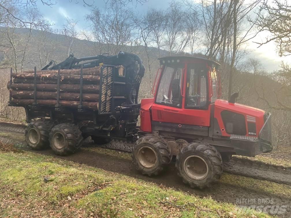 Komatsu 835tx Skotare