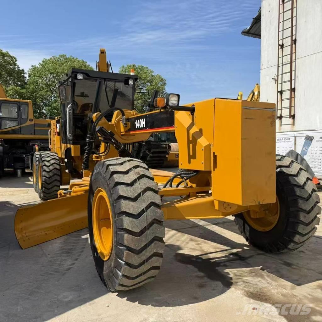 CAT 140 H Väghyvlar