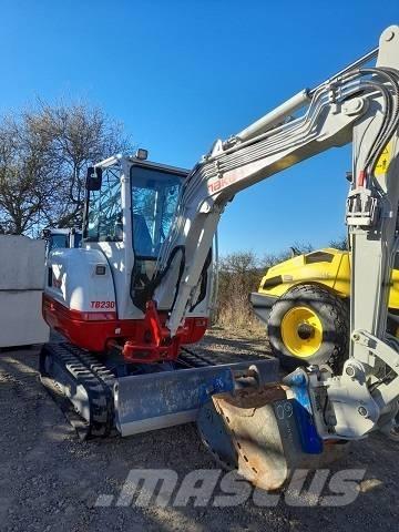 Takeuchi TB 230 Minigrävare < 7t