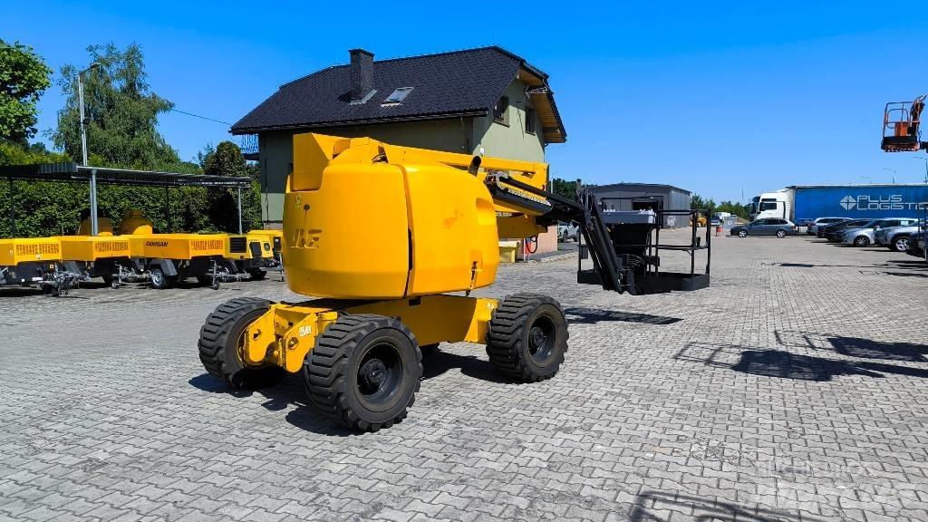 JLG 450 AJ Bomliftar