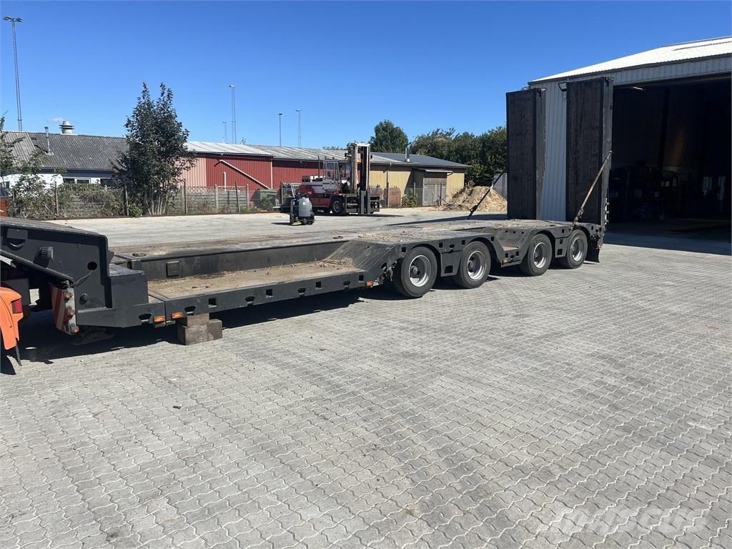AMT 4 aksler Låg lastande semi trailer