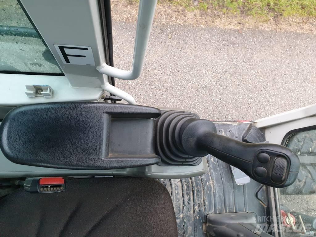 Takeuchi TB 295 W Hjulgrävare
