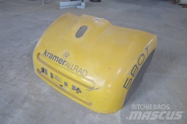 Kramer 580T Hytter och interiör