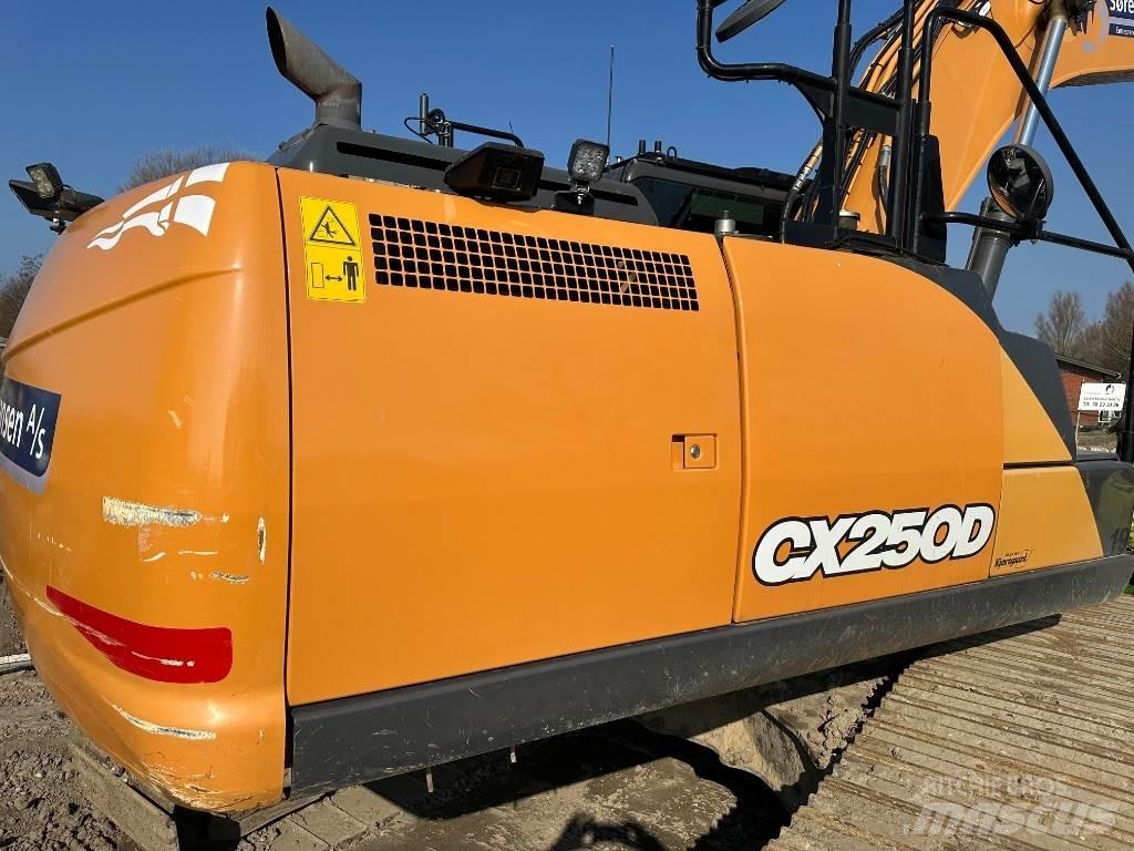 CASE CX 250 D Bandgrävare