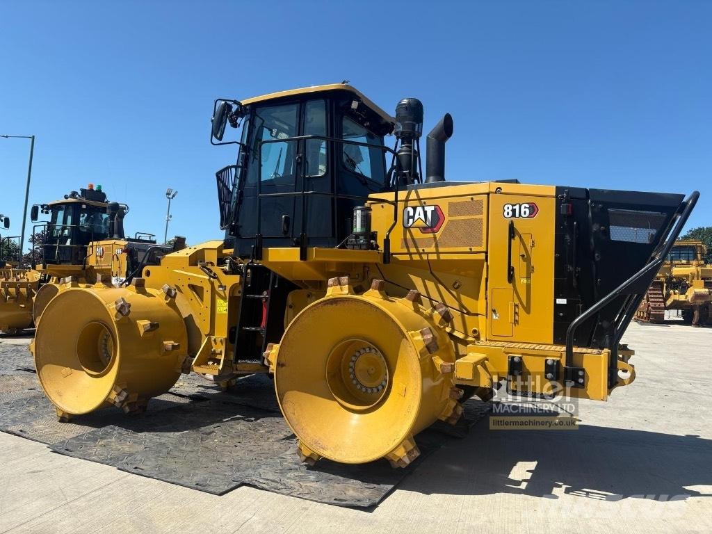 CAT 816 Avfallspackare