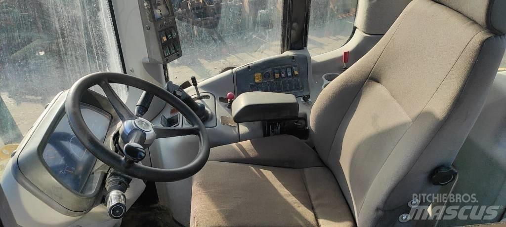 New Holland W 130 Hjullastare
