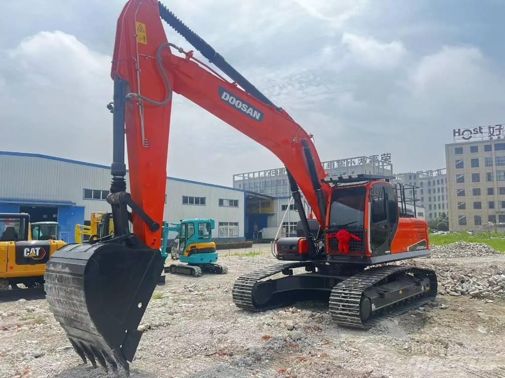 Doosan DX 300 LC Minigrävare < 7t