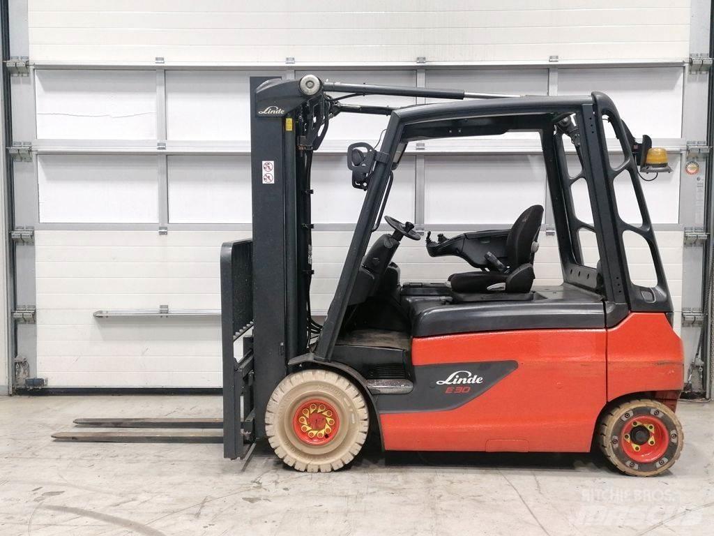 Linde E30L-01 Elmotviktstruckar