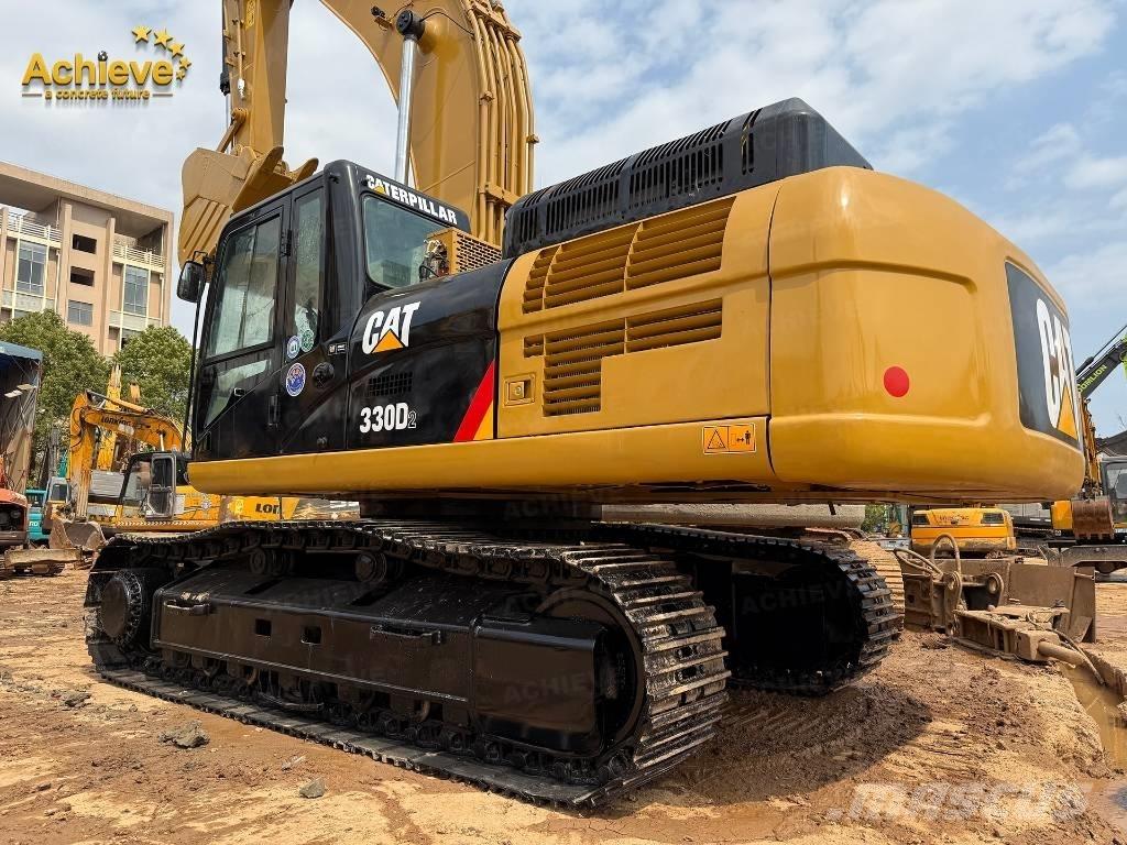 CAT 330D2 Bandgrävare