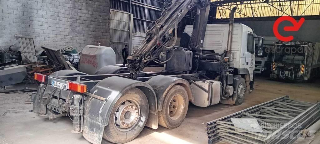 Volvo FM 9 260 Skåpbilar