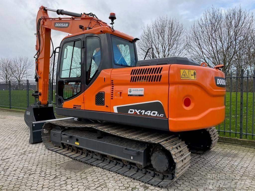 Doosan dx140w Hjulgrävare