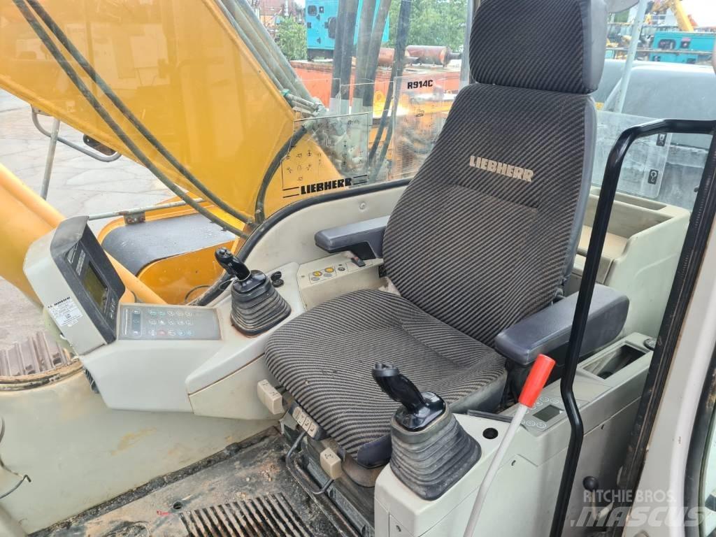 Liebherr 914 C Bandgrävare