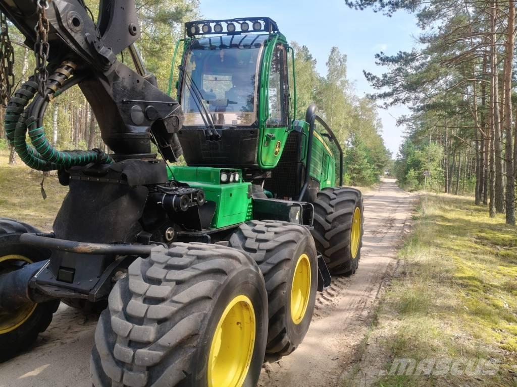 John Deere 1270 G Skördare