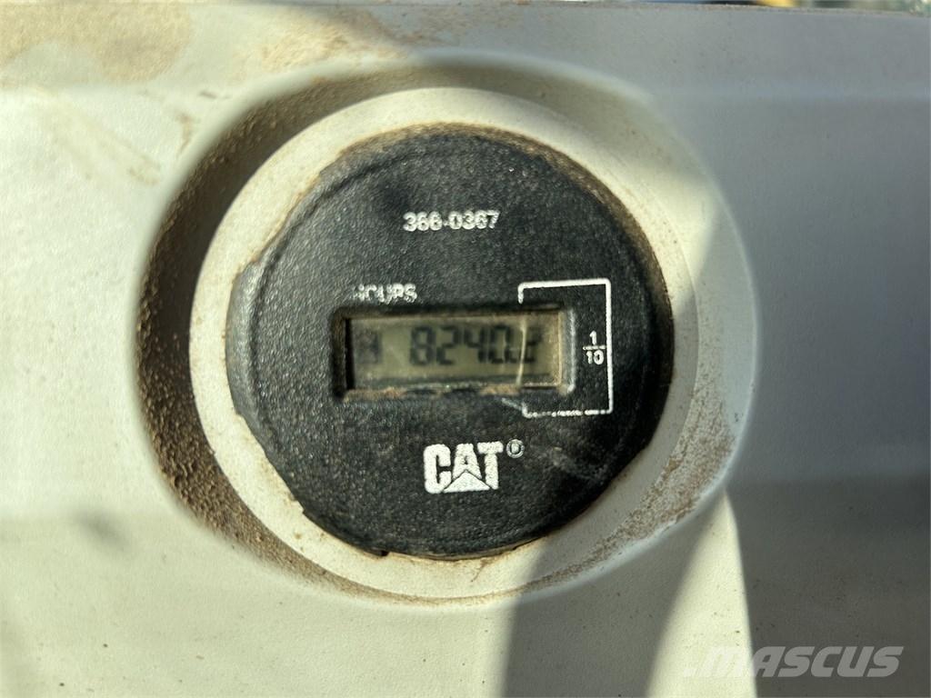 CAT 335 F L CR Bandgrävare