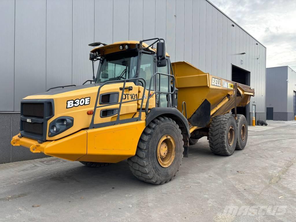 Bell B 30 E Midjestyrd dumper